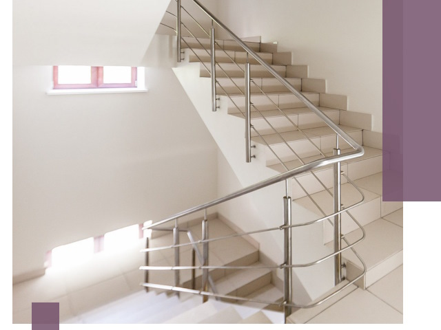 Установка и замена перил в подъезде в Лениногорске