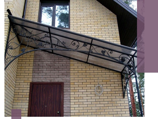 Односкатные козырьки из металла под ключ в Лениногорске